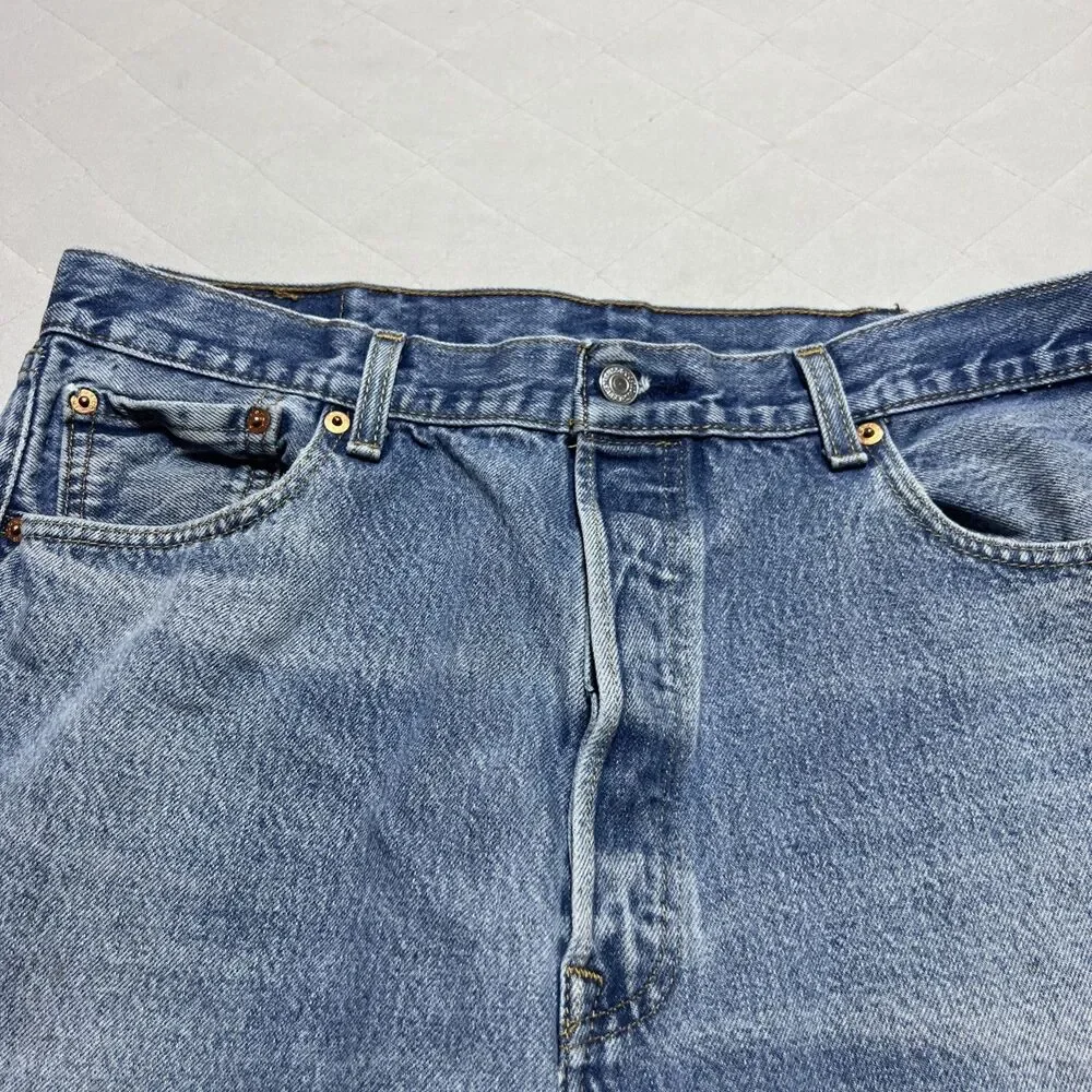 Levi's Denim Jeans Mens 38x30 Blue 501 Original Fit Straight Leg Button Fly